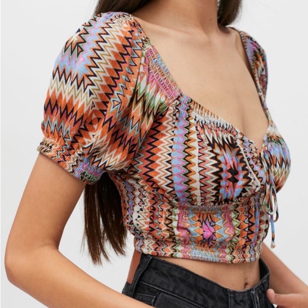 Urban Outfitters Multicolor Zigzag Cropped Blouse
